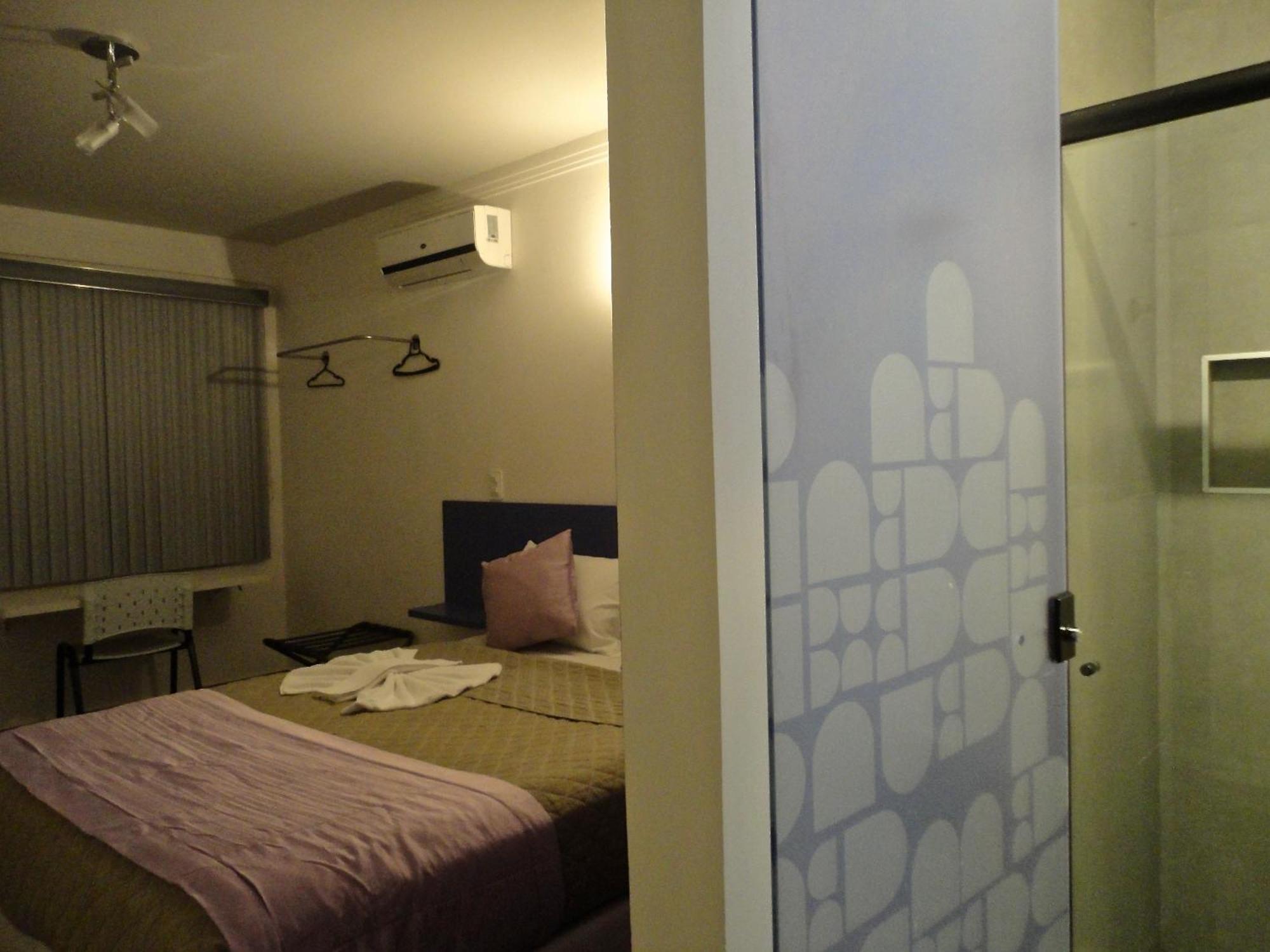 Concept Design Hostel & Suites Фос-ду-Іґуасу Екстер'єр фото