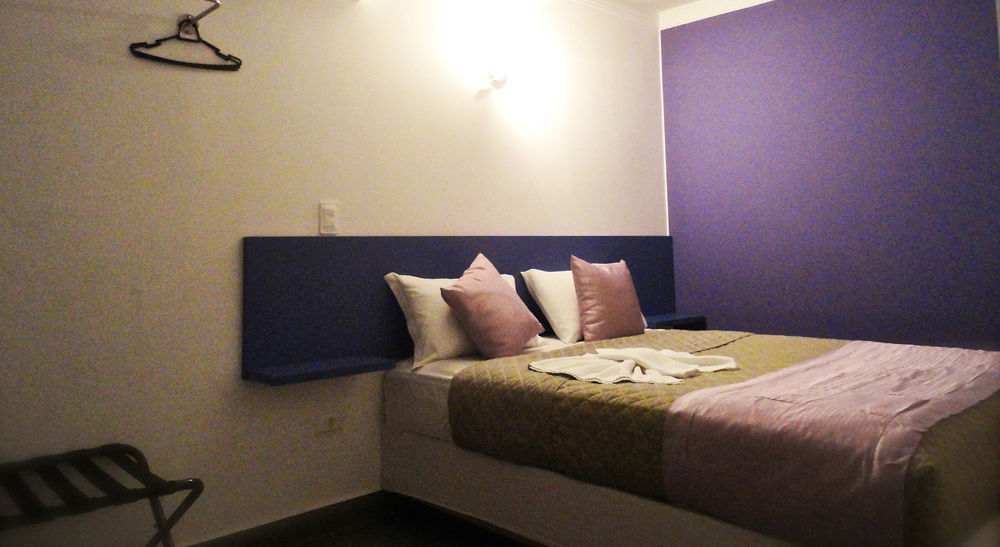 Concept Design Hostel & Suites Фос-ду-Іґуасу Екстер'єр фото