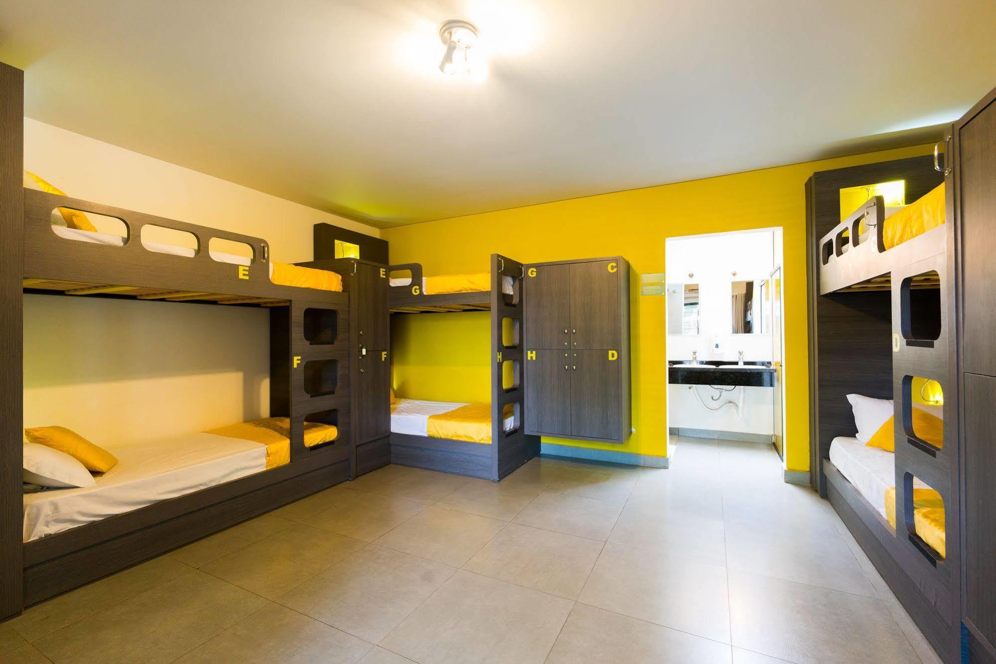Concept Design Hostel & Suites Фос-ду-Іґуасу Екстер'єр фото