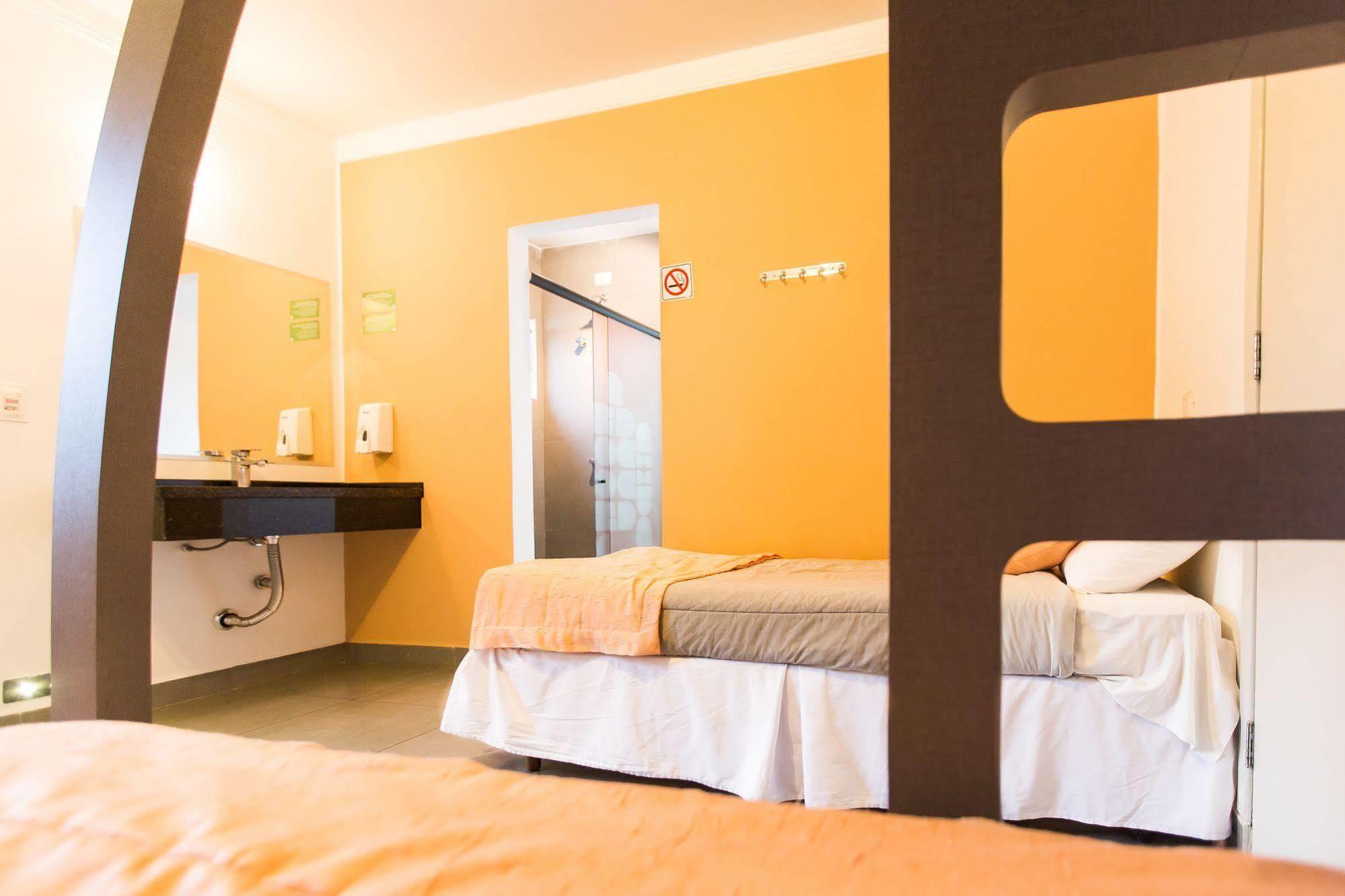 Concept Design Hostel & Suites Фос-ду-Іґуасу Екстер'єр фото