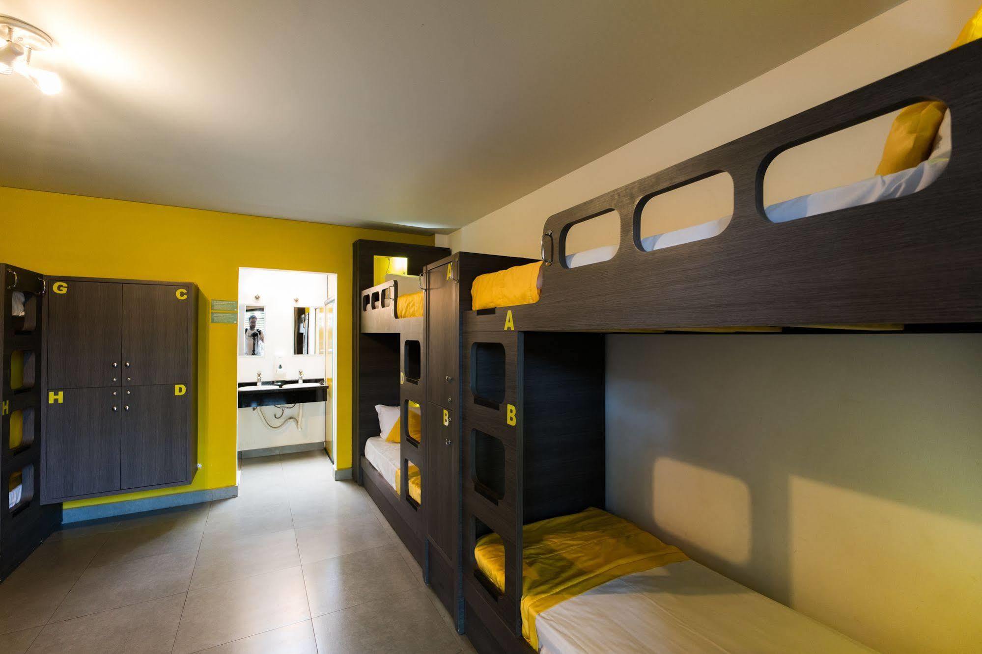 Concept Design Hostel & Suites Фос-ду-Іґуасу Екстер'єр фото