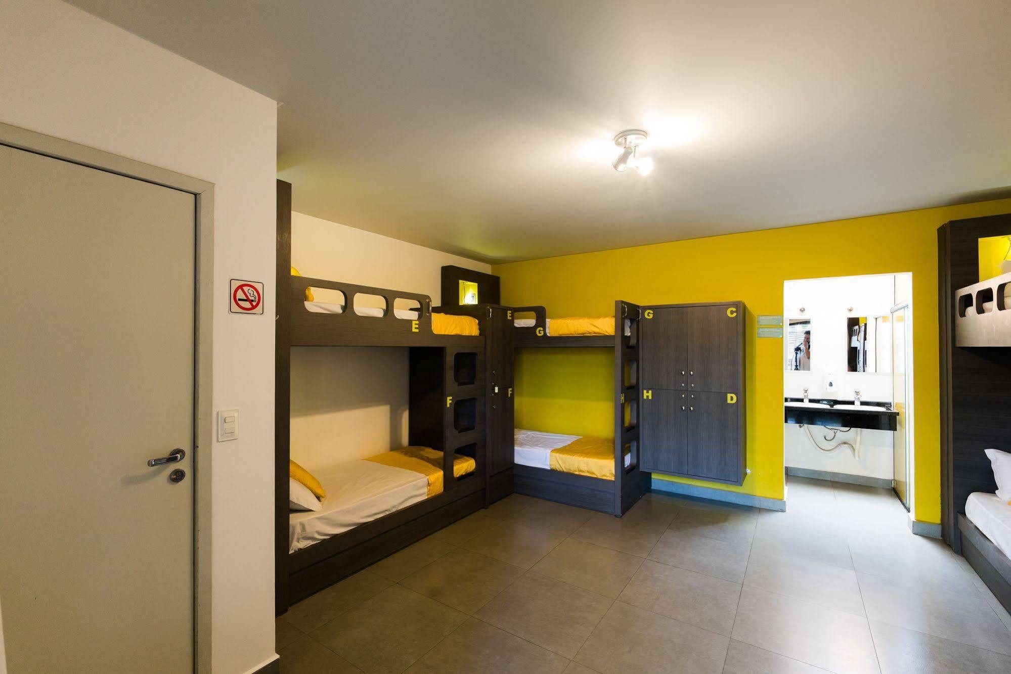 Concept Design Hostel & Suites Фос-ду-Іґуасу Екстер'єр фото